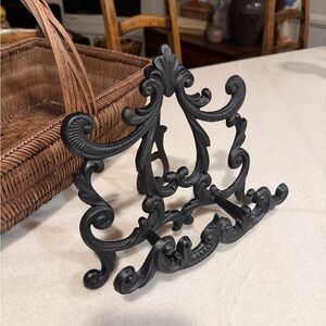 Elegant Heavy Black Iron Scroll Decorative stand for art
